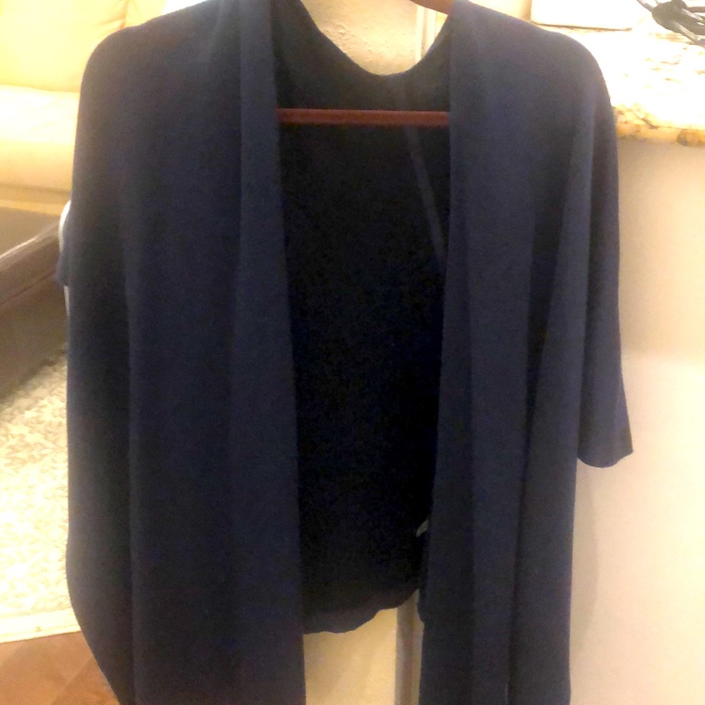 Lululemon shawl, wrap